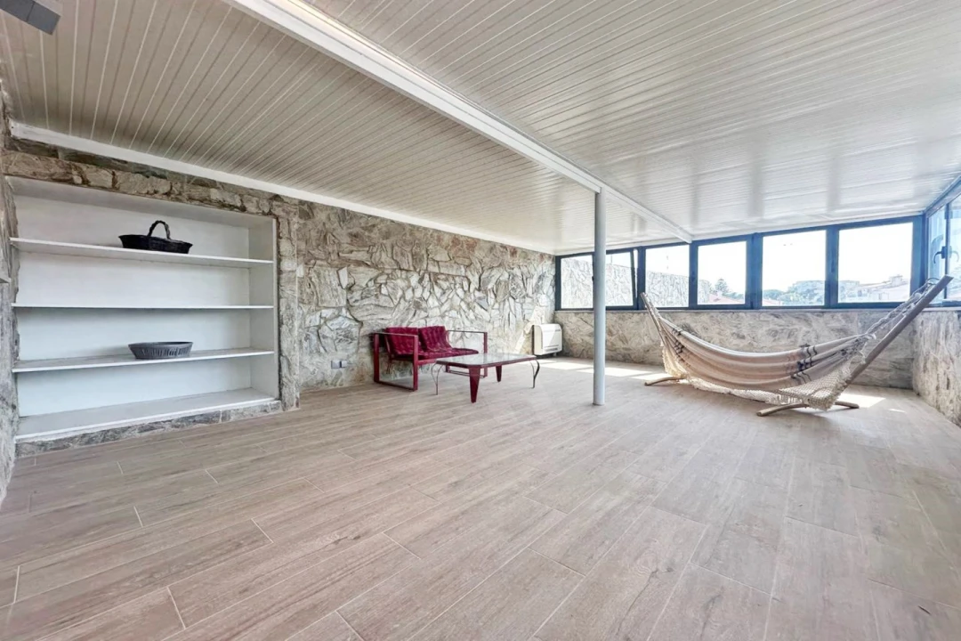 Moradia T3 para Arrendamento em Alcabideche Foto 37