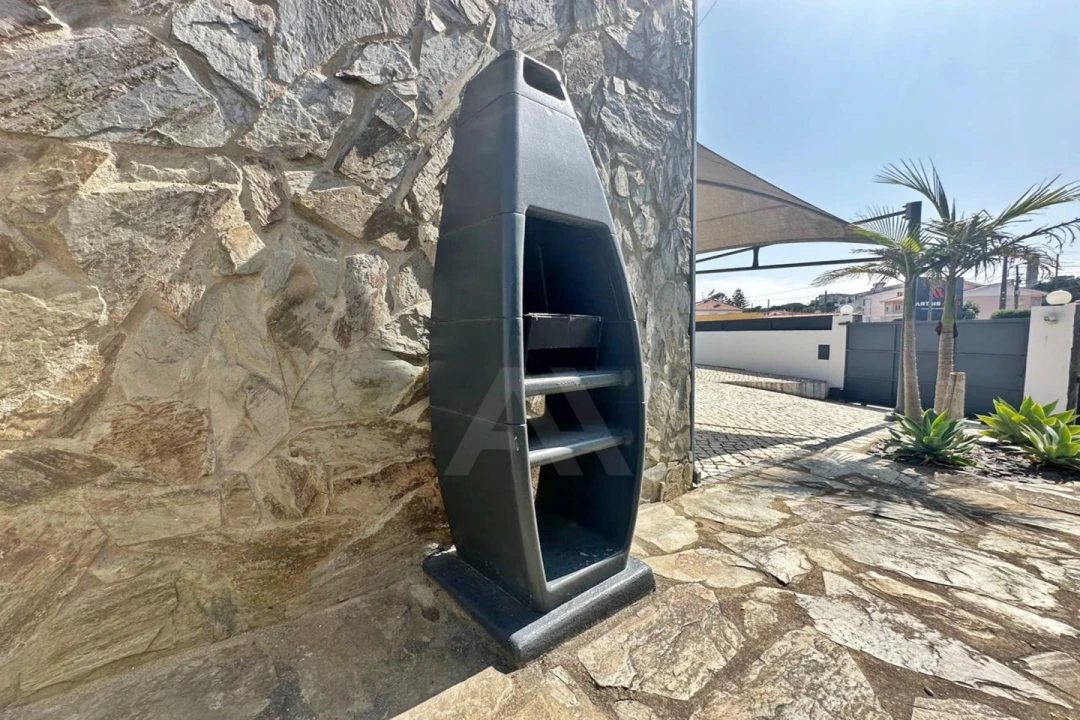 Moradia T3 para Arrendamento em Alcabideche Foto 45