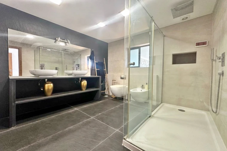 Moradia T3 para Arrendamento em Alcabideche Foto 27