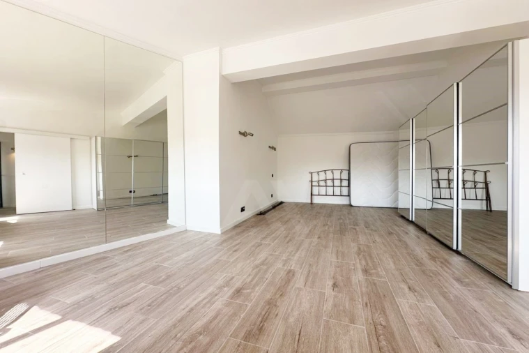 Moradia T3 para Arrendamento em Alcabideche Foto 30