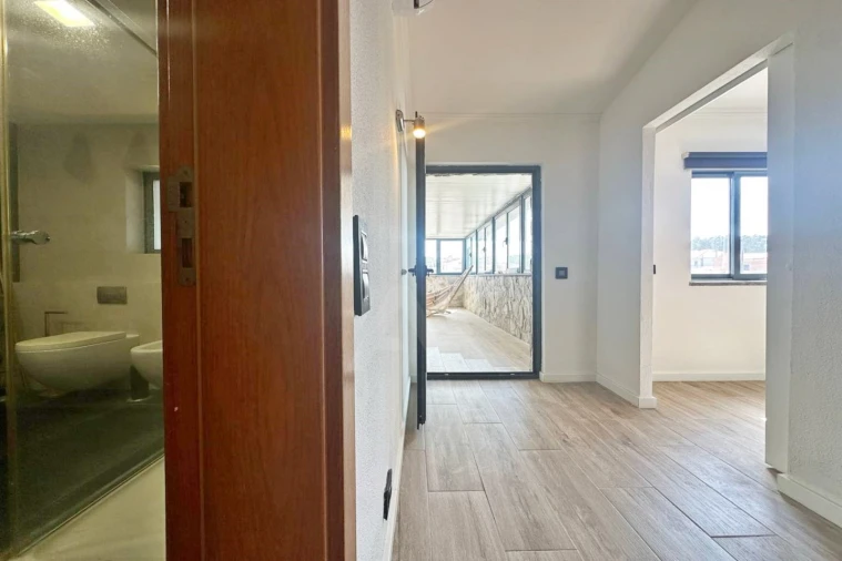 Moradia T3 para Venda em Alcabideche Foto 20