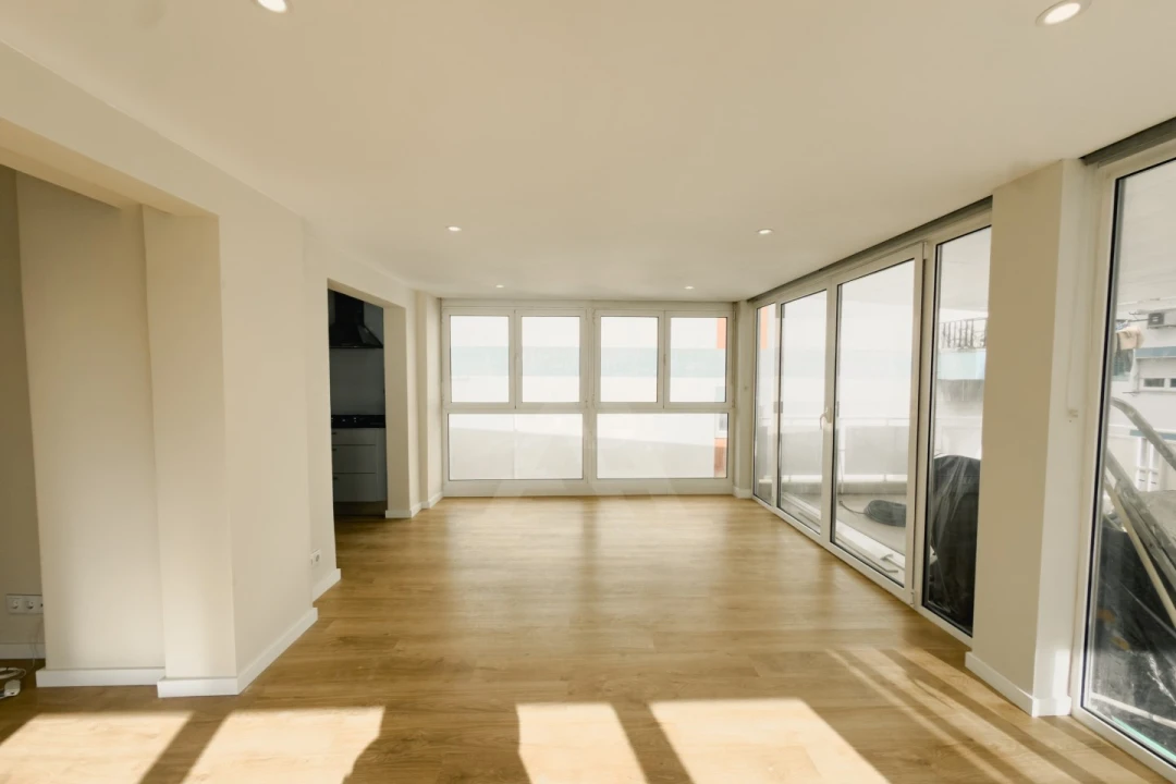 Apartamento T3 para Venda em Odivelas Foto 3