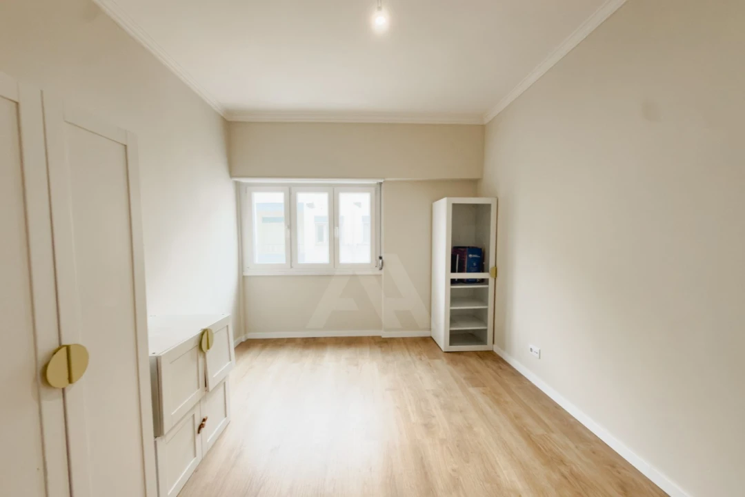 Apartamento T3 para Venda em Odivelas Foto 29