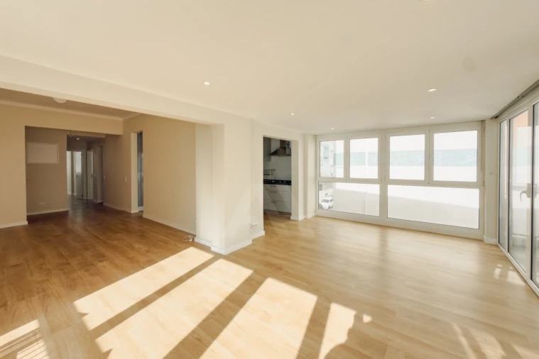 Apartamento T3 para Venda em Odivelas Foto 2