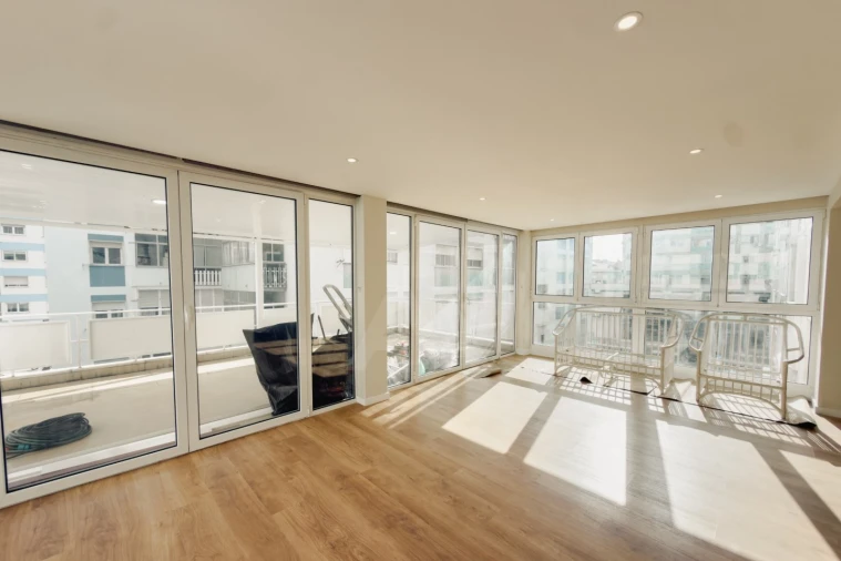 Apartamento T3 para Venda em Odivelas Foto 6