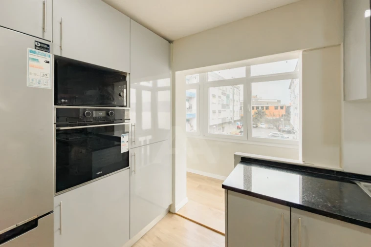 Apartamento T3 para Venda em Odivelas Foto 13