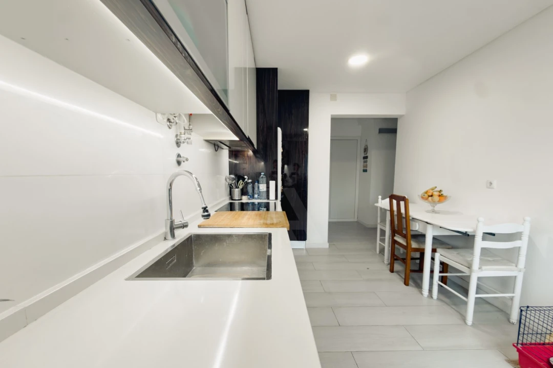 Apartamento T3 para Venda em Agualva e Mira-Sintra Foto 2