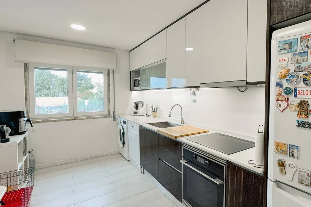 Apartamento T3 para Venda em Agualva e Mira-Sintra Foto 1