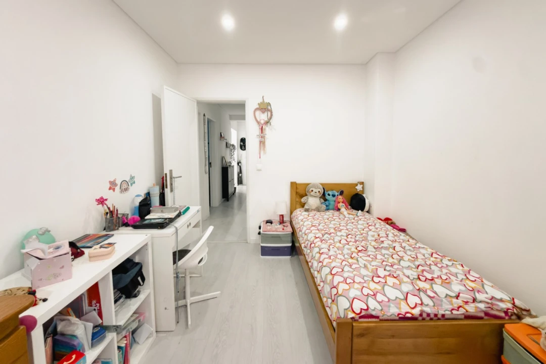Apartamento T3 para Venda em Agualva e Mira-Sintra Foto 17