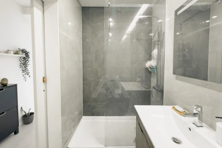 Apartamento T3 para Venda em Agualva e Mira-Sintra Foto 5