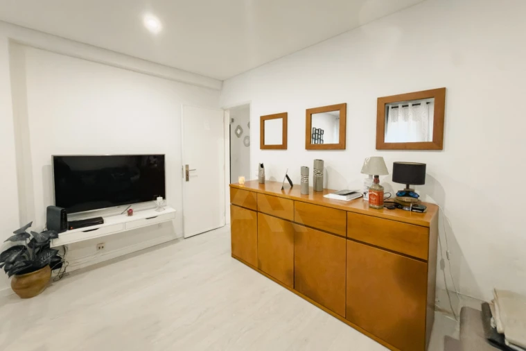 Apartamento T3 para Venda em Agualva e Mira-Sintra Foto 11