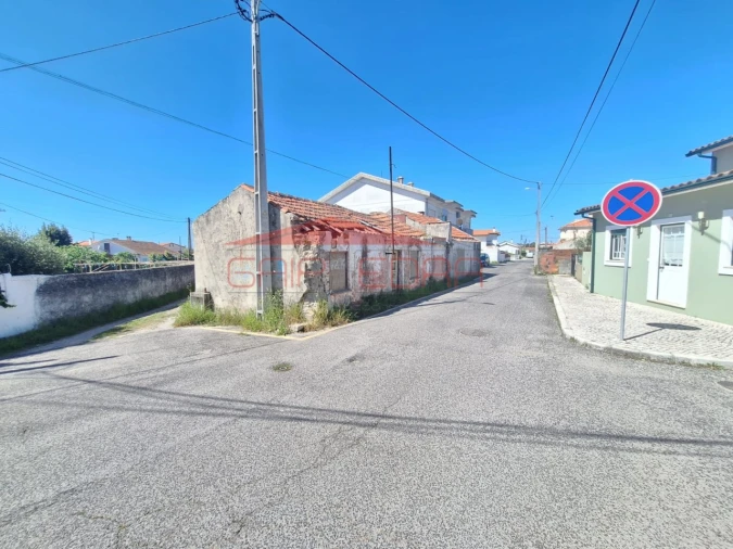 Moradia para Venda em Marinha Grande Foto 1