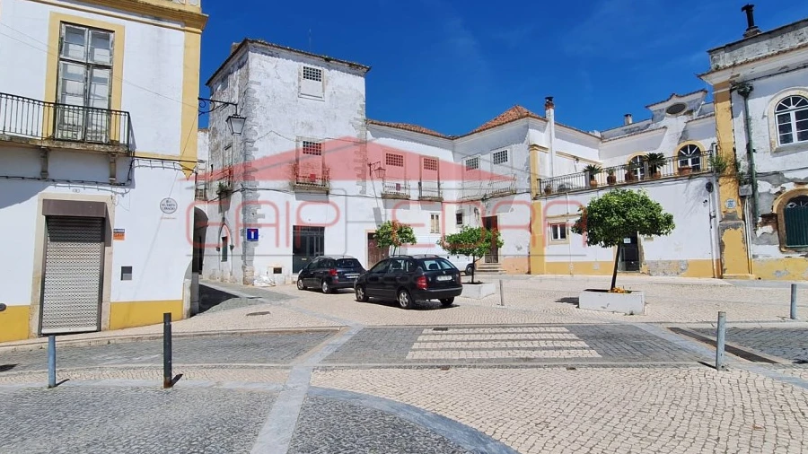 Prédio para Venda em Beja (Santiago Maior e São João Baptista)