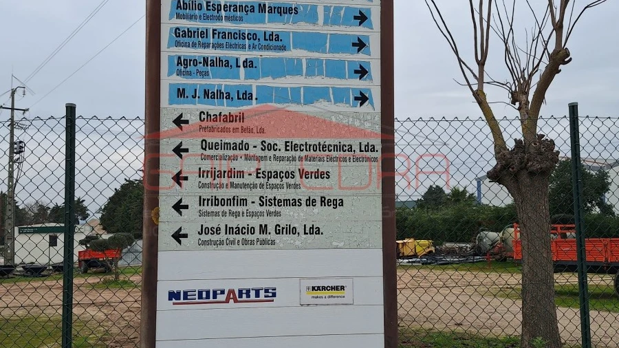 Armazém para Venda em Chamusca e Pinheiro Grande