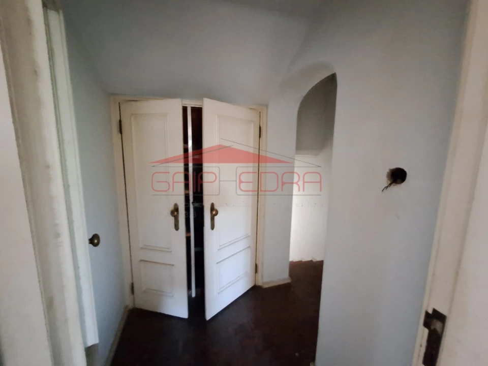 Moradia T6 para Venda em São João da Madeira Foto 19