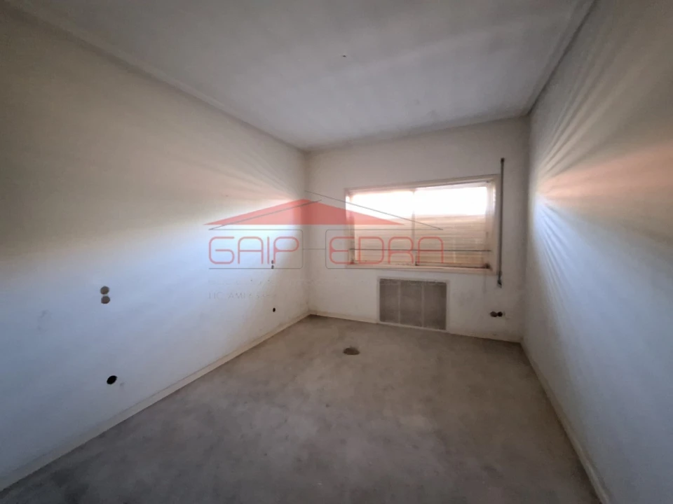 Moradia T6 para Venda em São João da Madeira Foto 34