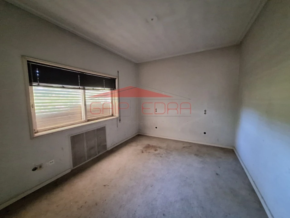 Moradia T6 para Venda em São João da Madeira Foto 36