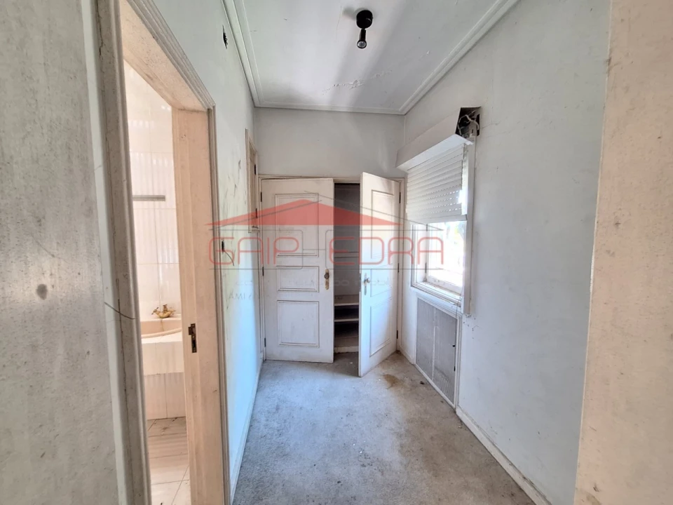 Moradia T6 para Venda em São João da Madeira Foto 38