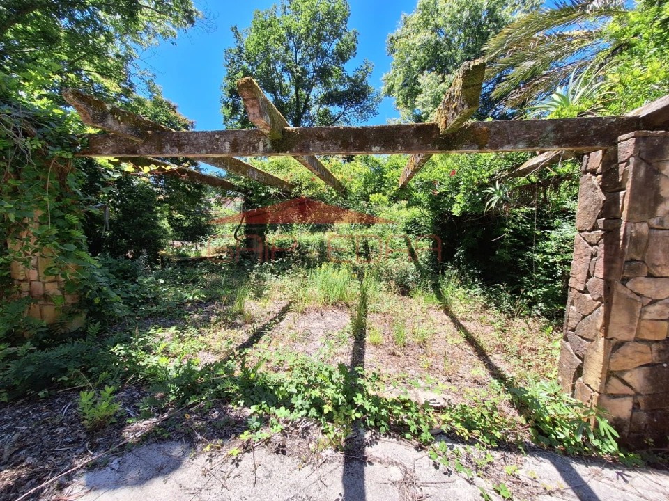 Moradia T6 para Venda em São João da Madeira Foto 48