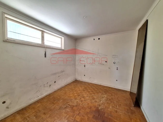 Moradia T6 para Venda em São João da Madeira Foto 16