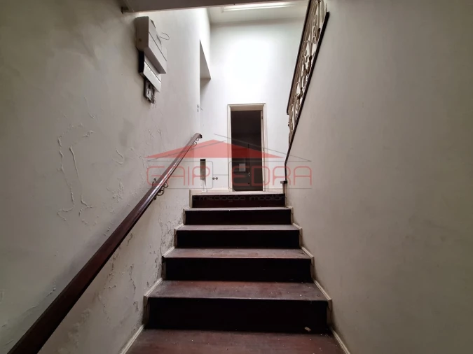 Moradia T6 para Venda em São João da Madeira Foto 22