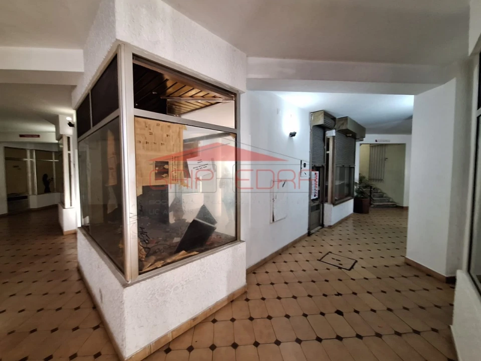 Loja para Venda em Lourosa Foto 10