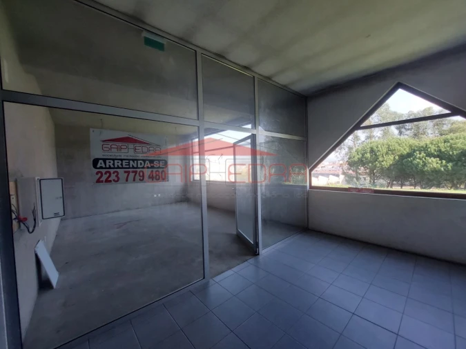 Loja para Venda em São João da Madeira Foto 7