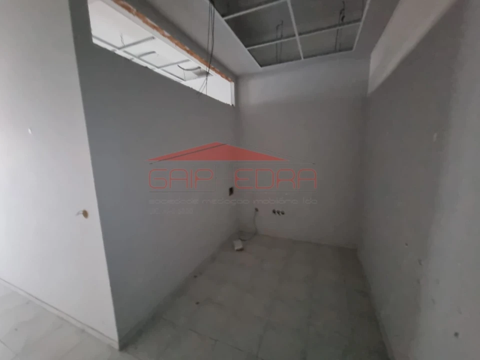 Escritório para Venda em Guarda Foto 7