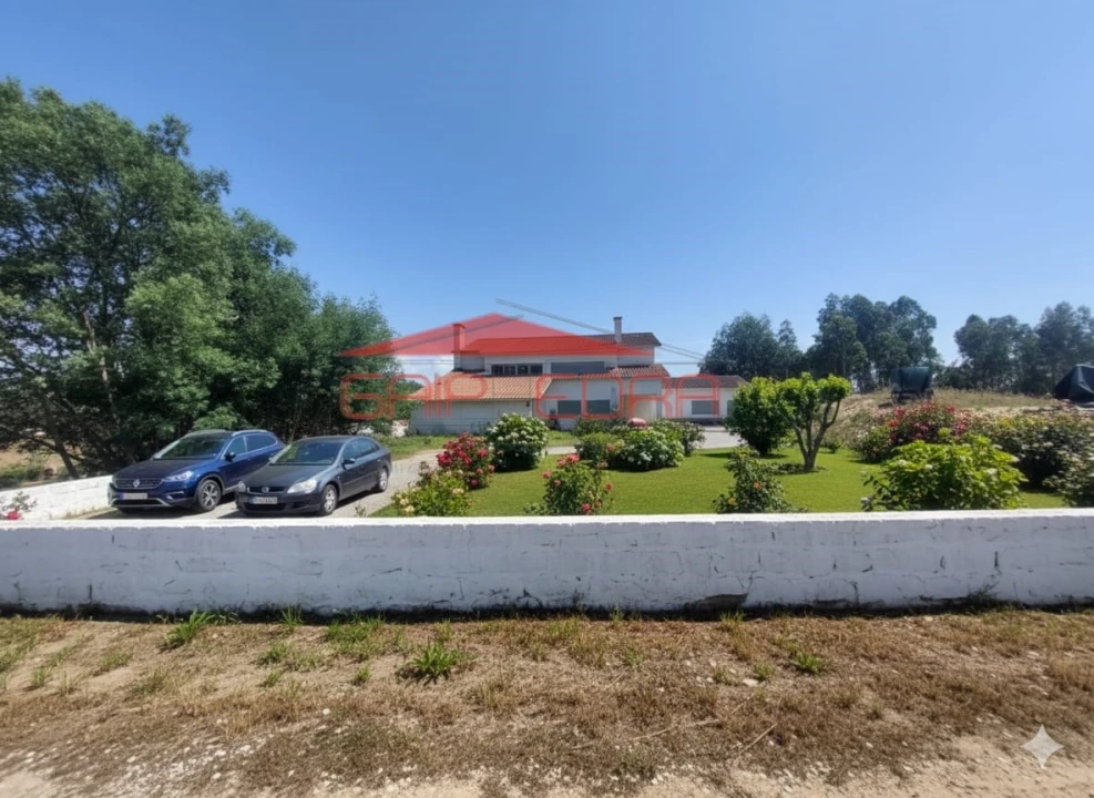 Moradia T7 para Venda em Carvalho Foto 31