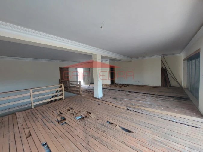 Moradia T7 para Venda em Carvalho Foto 24