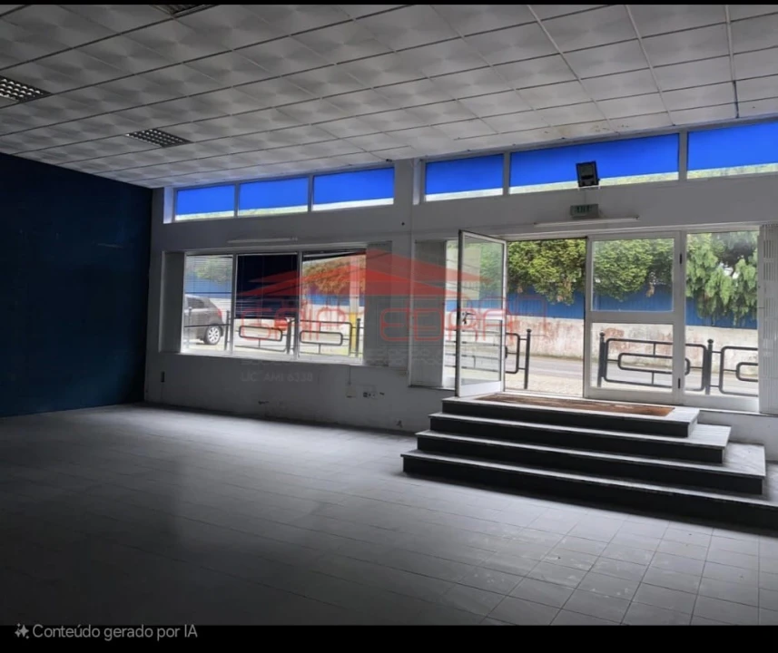 Loja para Venda em Santa Maria de Lamas Foto 7