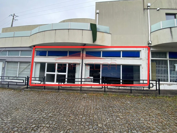 Loja para Venda em Santa Maria de Lamas Foto 5