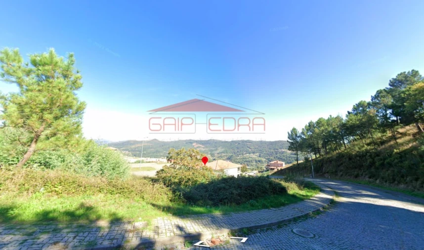 Terreno para Venda em Campelo e Ovil Foto 3