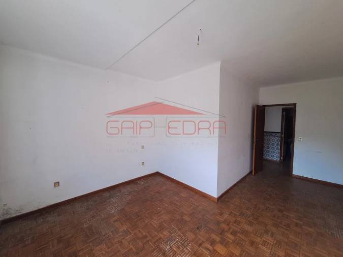 Apartamento T3 para Venda em Gouveia (São Pedro e São Julião) Foto 13
