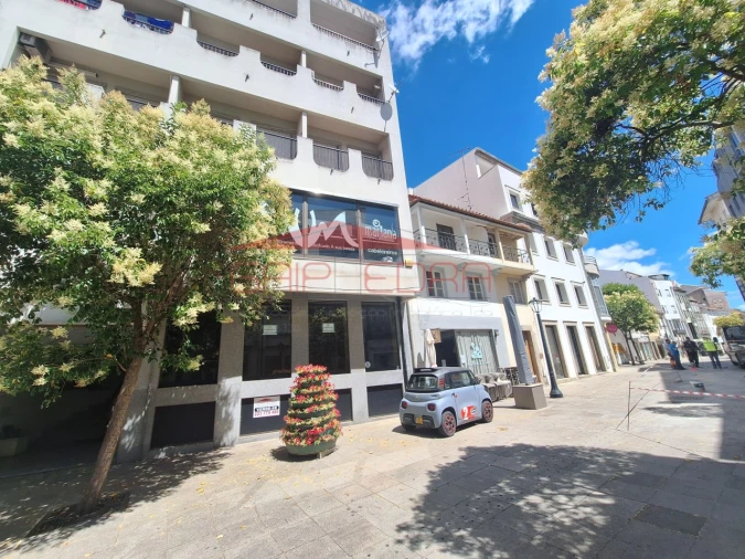 Loja para Venda em Sé, Santa Maria e Meixedo Foto 1