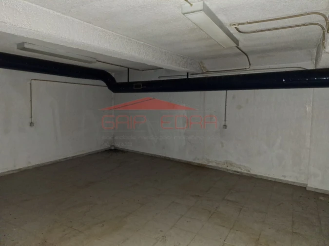 Loja para Venda em Sé, Santa Maria e Meixedo Foto 16