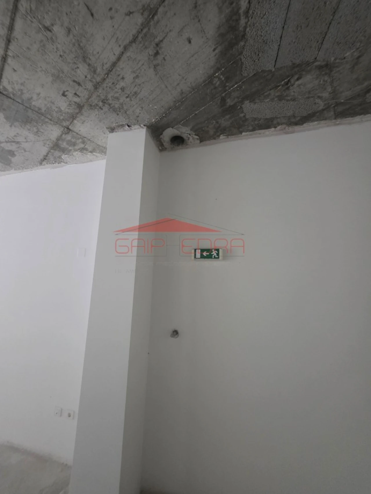 Loja para Venda em Buarcos Foto 8