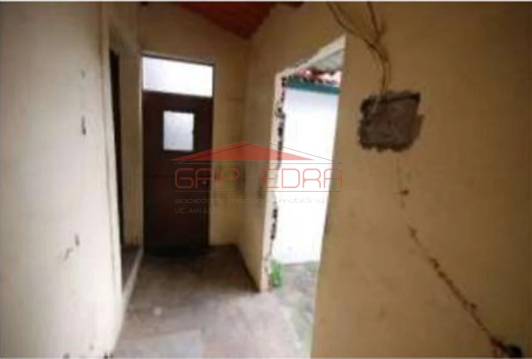 Moradia T4 para Venda em Casais e Alviobeira Foto 11