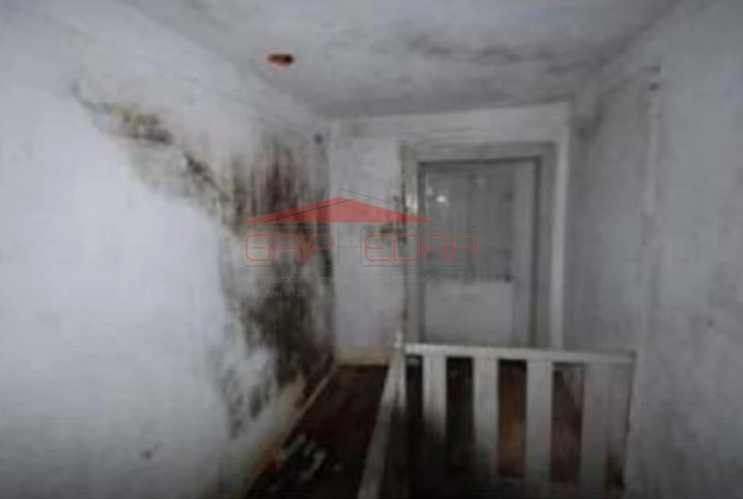 Moradia T4 para Venda em Casais e Alviobeira Foto 17