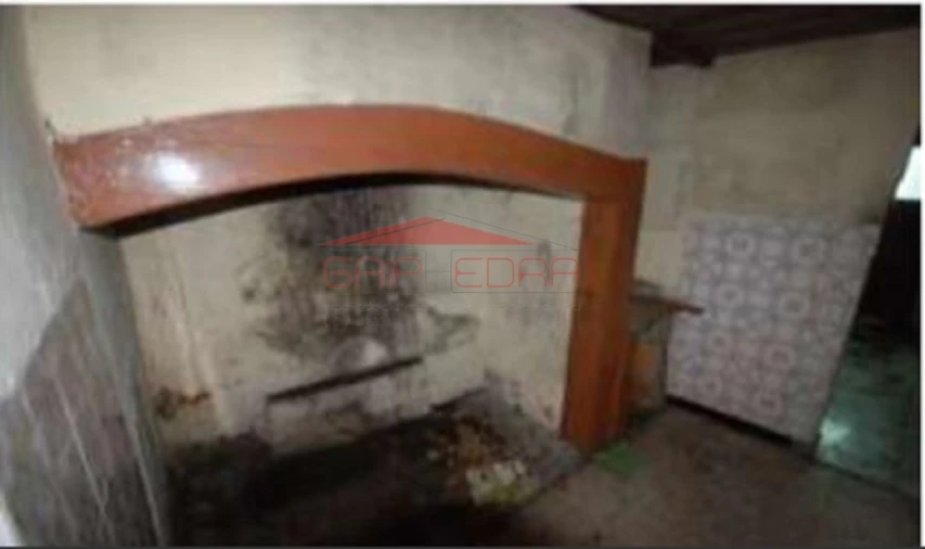 Moradia T4 para Venda em Casais e Alviobeira Foto 8