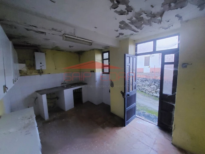 Moradia T3 para Venda em Sedielos Foto 5