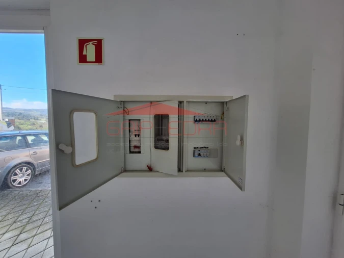 Loja para Venda em Armamar Foto 8