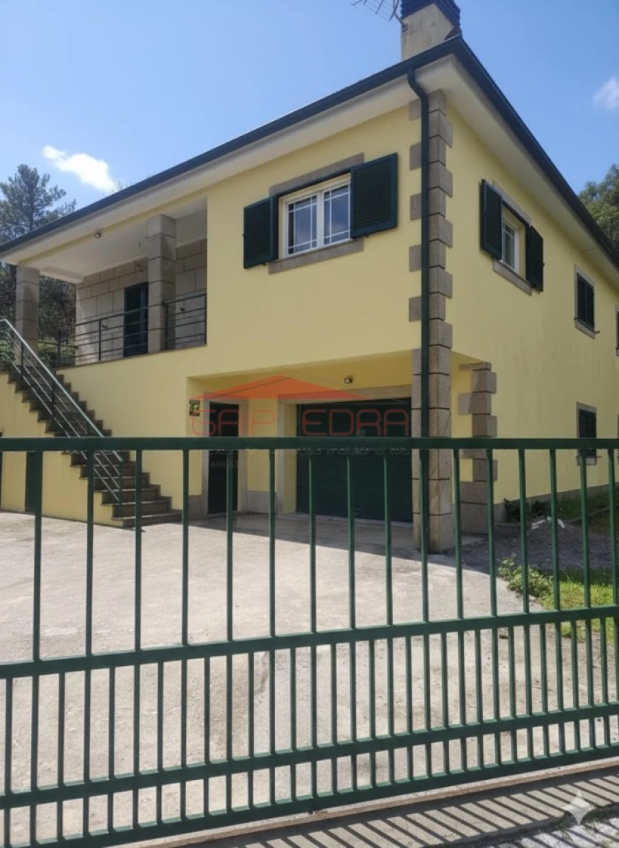 Moradia T3 para Venda em Amarante (São Gonçalo), Madalena, Cepelos e Gatão Foto 24