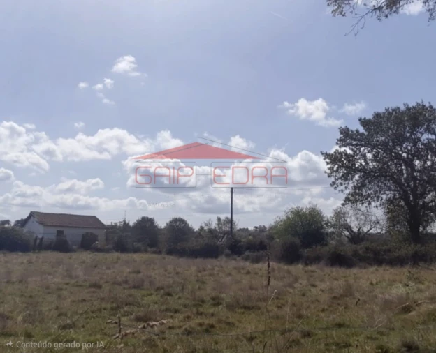 Moradia T3 para Venda em Espírito Santo, Nossa Senhora da Graça e São Simão Foto 4