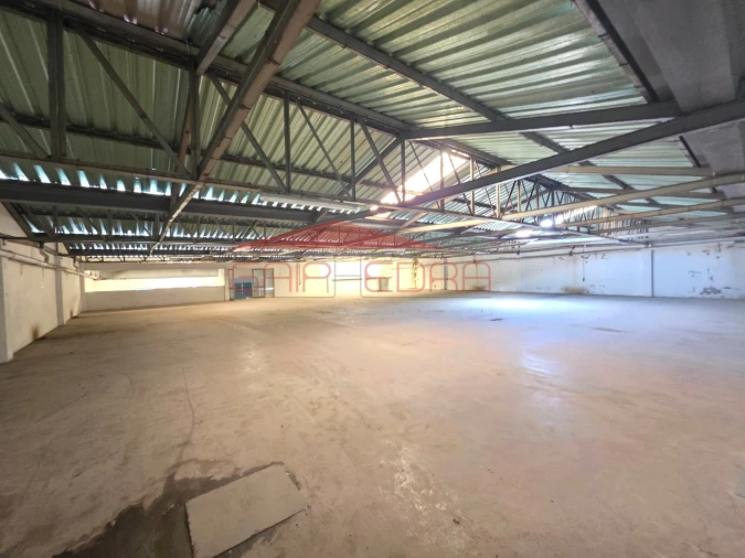 Armazém para Venda em Silvalde Foto 9