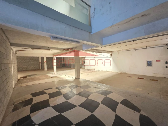 Armazém para Venda em Silvalde Foto 7