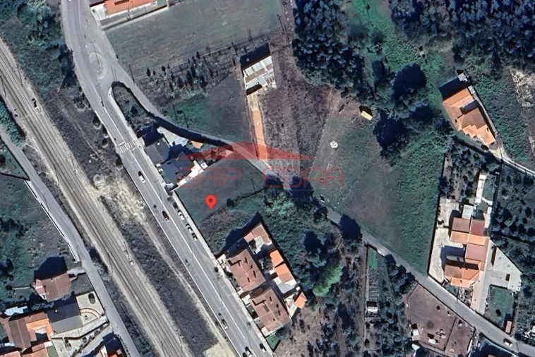 Terreno para Venda em Oiã Foto 9