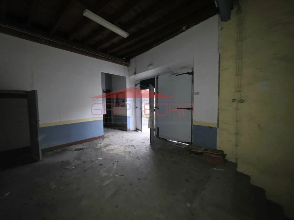 Moradia T4 para Venda em Mira de Aire Foto 7