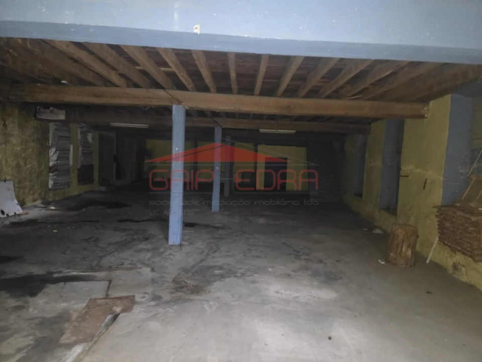 Moradia T4 para Venda em Mira de Aire Foto 18