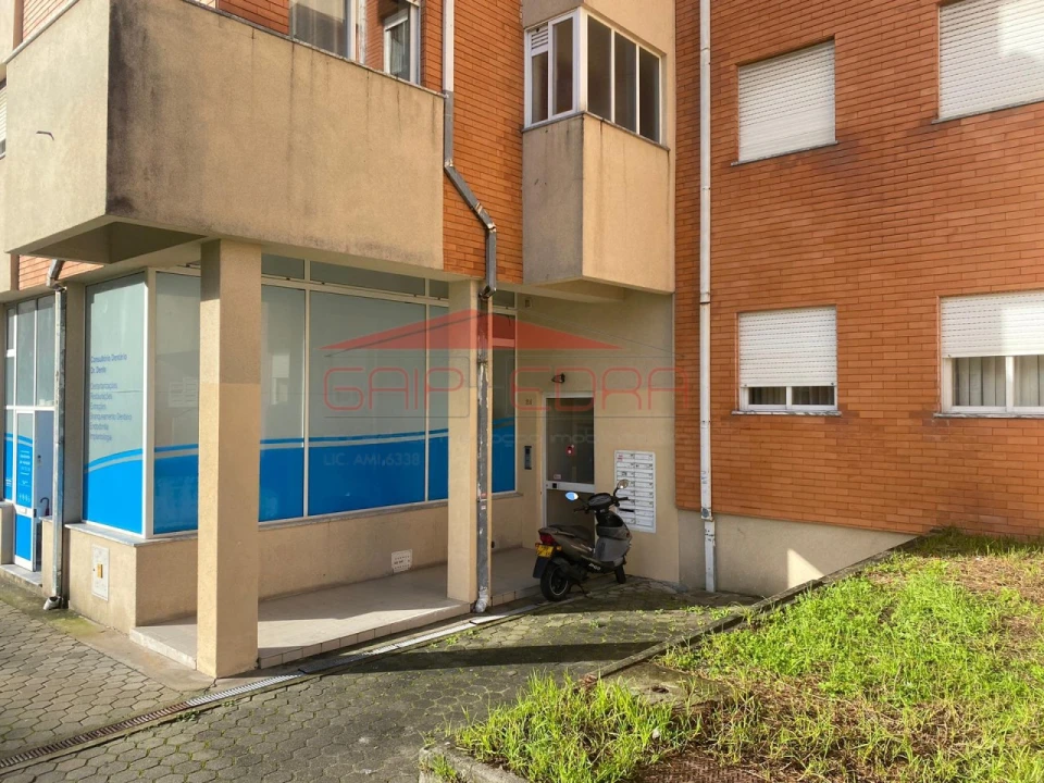 Armazém para Venda em Esgueira Foto 2